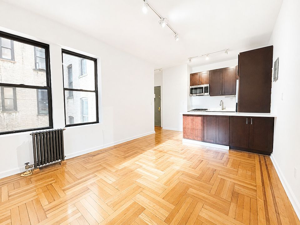 1st image of 159 Eastern Pkwy APT 2M