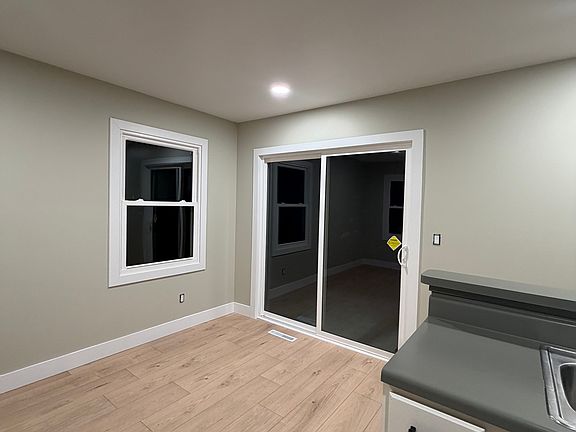 4th image of 6300 12th Ave #6301