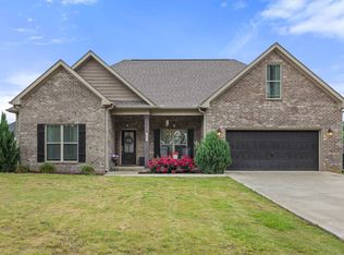 825 County Road 112, Florence, AL 35633