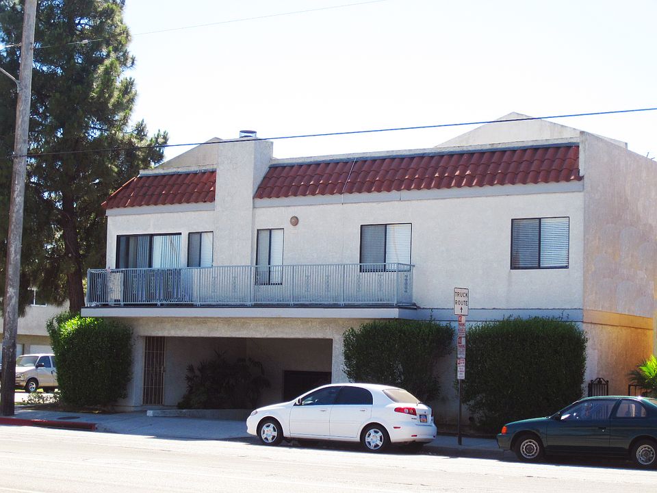 1st image of 16129 Prairie Ave APT 3