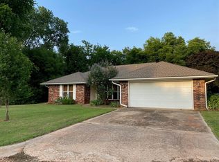 2107 Timbercrest Pl, Norman, OK 73071