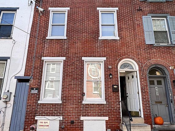 3rd image of 404 N Jefferson St
