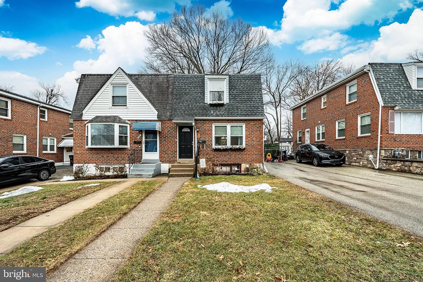 712 Selma St photo 1