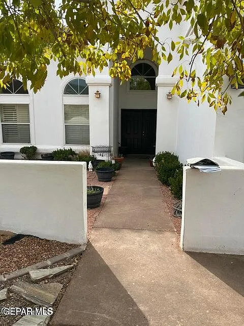 4 bed, 5.5 bath, 2973 sqft, $4,350 — Photo 3