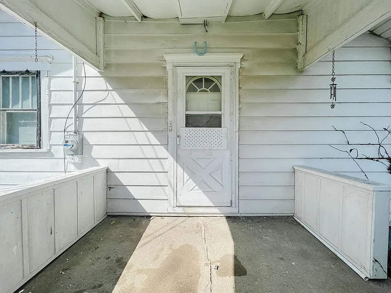 1609 W Memorial Dr — Photo 11