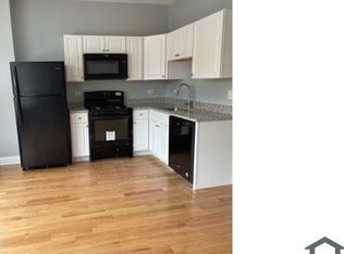 3300 W Warren Blvd #3F, Chicago, IL 60624