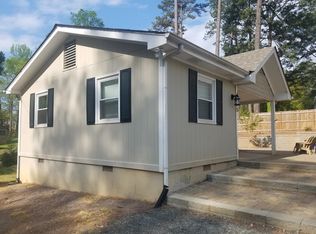 125 Pineland Cir, Raleigh, NC 27606