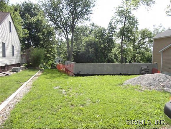 2nd image of 238 Seminole St