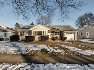 31 Webster Ave, Beverly, MA 01915