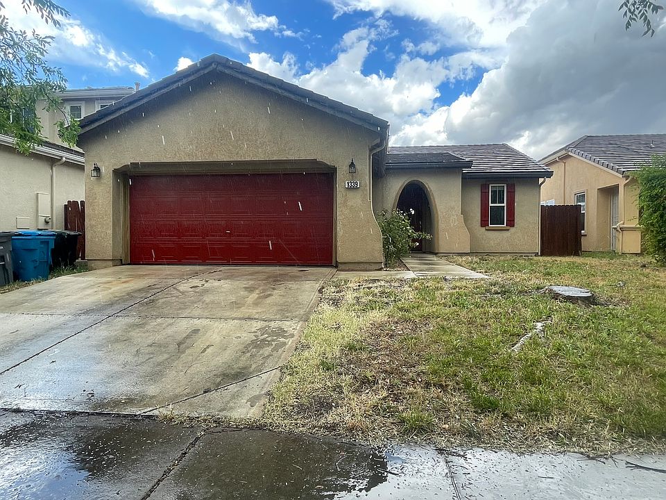 1st image of 1339 Paddington Way