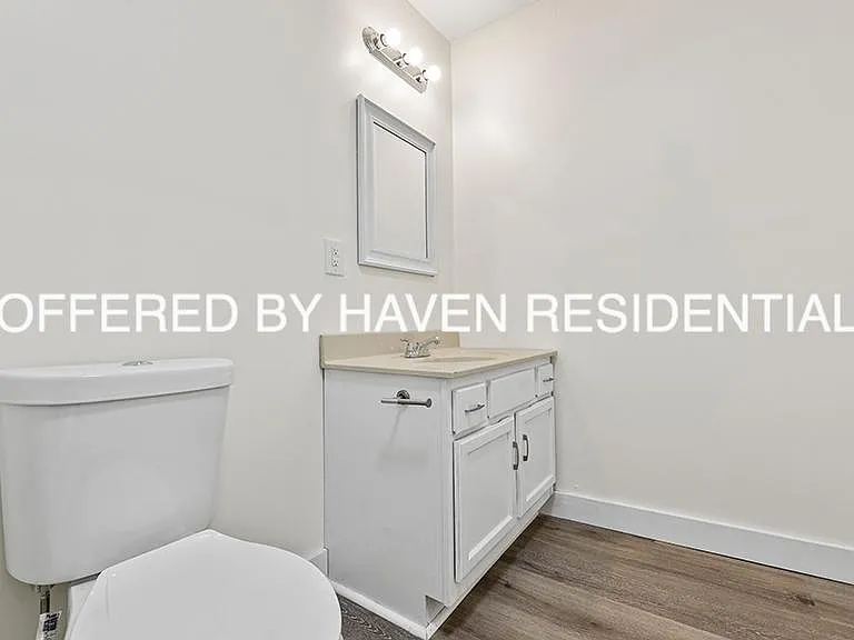 423 Church St NW — Photo 11