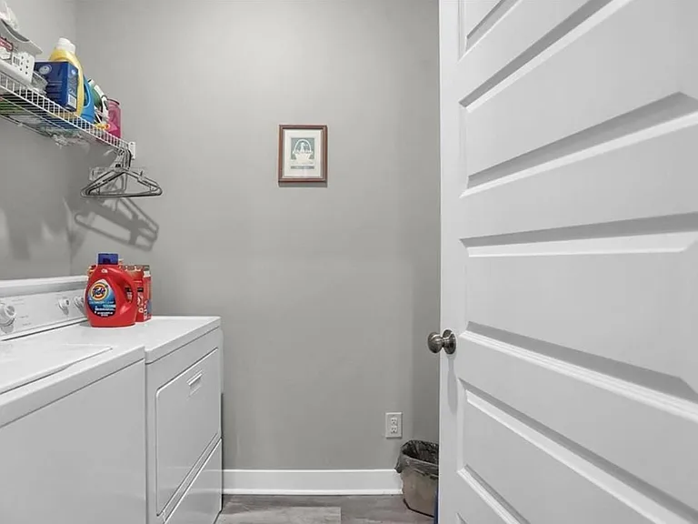 1373 Sanderling Dr — Photo 7