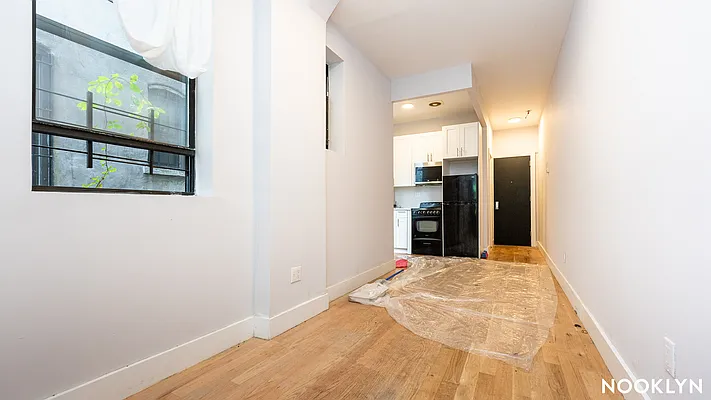 Rented by Nooklyn NYC LLC | media 9