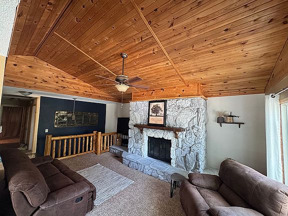 5th image of 110 Cottage Ln