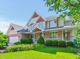 1380 Creekside Ct, New Lenox, IL 60451