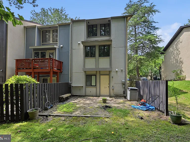 2242 Cartwright Pl — Photo 33