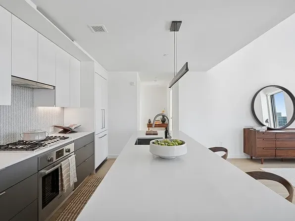 244 W 29th St, New York, NY