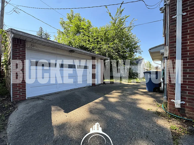 2653 Letchworth Pkwy — Photo 3