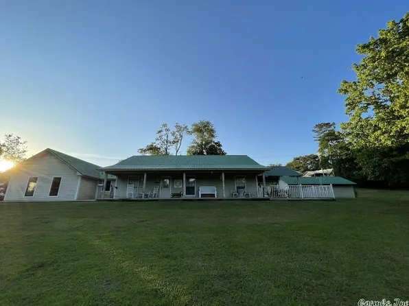 10 Oak Ln, Kirby, AR 71950