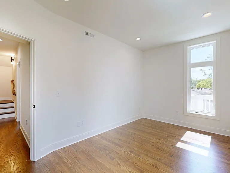 5909A Carl Pl — Photo 18