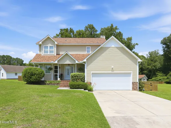 437 Foxhunt Lane, Havelock, NC 28532