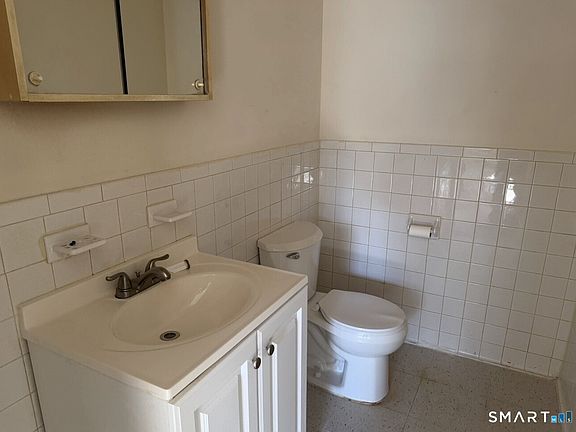 5th image of 308 Meadowside Road #305