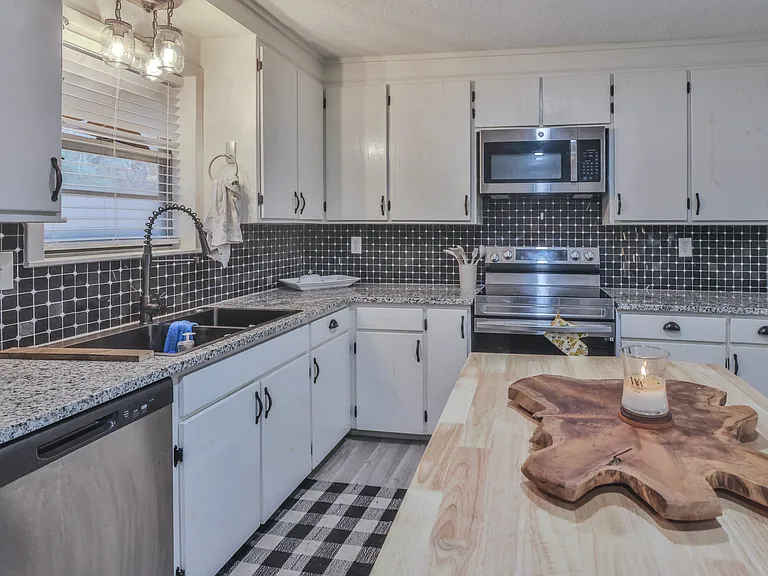 2661 Old Broken Bow Hwy — Photo 9