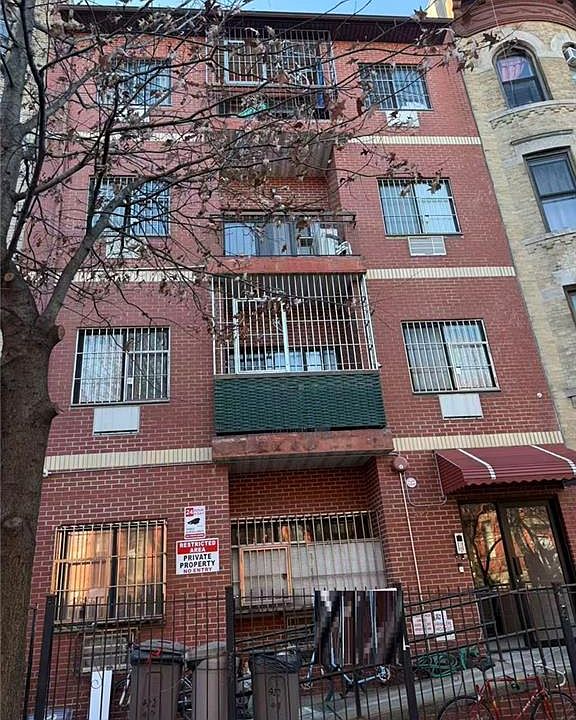 1st image of 422 49th St APT 3F