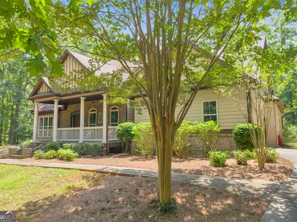 115 Creek Dr, Hull, GA 30646