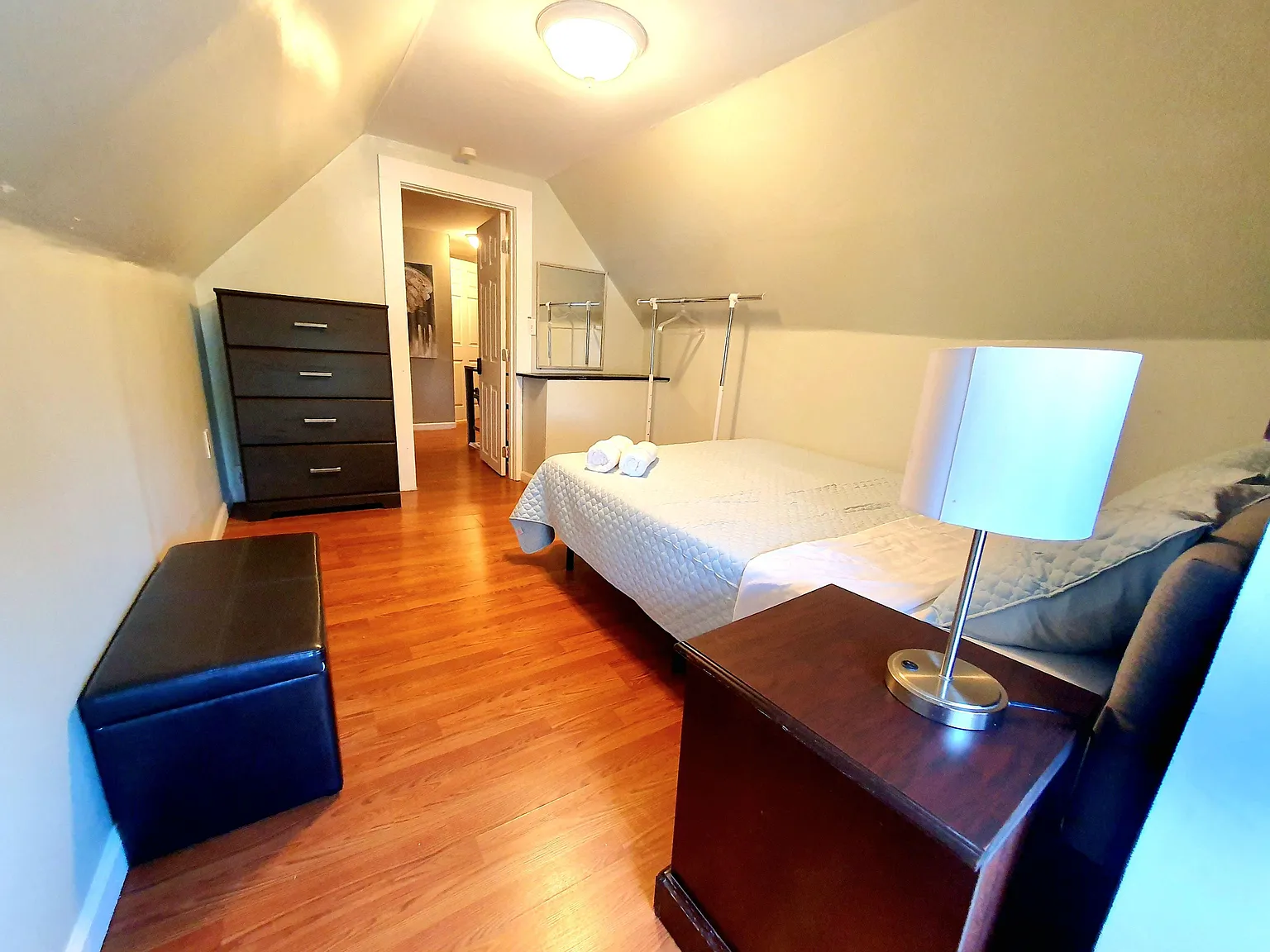 4 bed, 2.0 bath, 1520 sqft, $797 — Photo 2