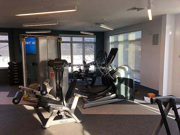 5th image of 180 Telford St #205A