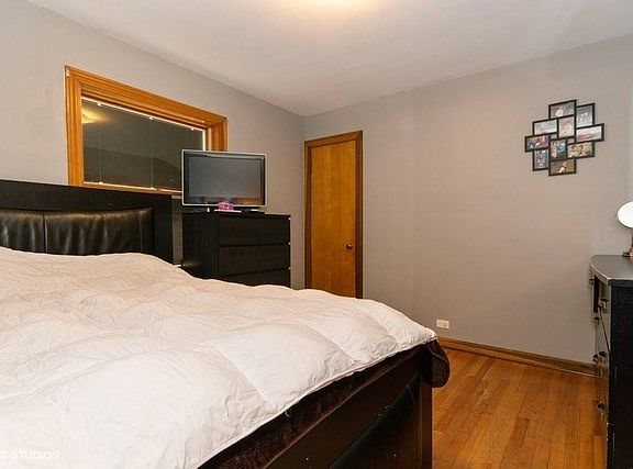 4th image of 3125 N Olcott Ave
