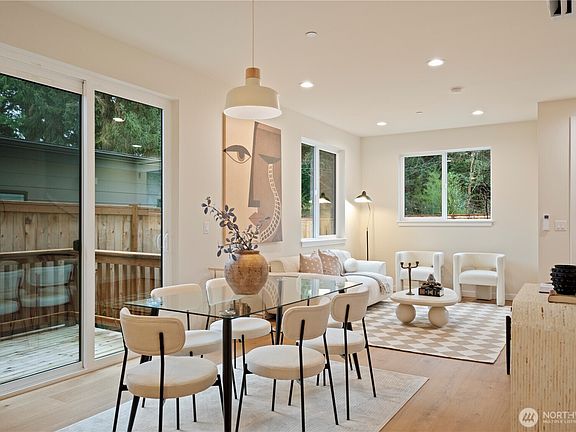 4th image of 11043 19th Avenue NE