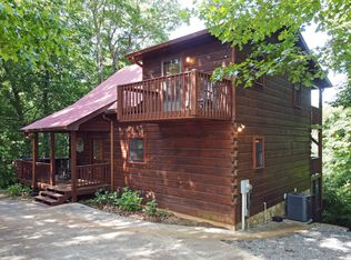 890 Brittney Dr, Blue Ridge, GA 30513