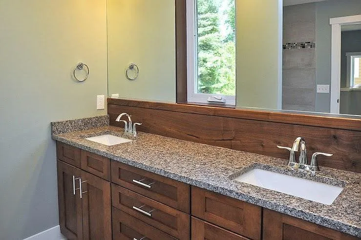 Dual Vanity 2nd bath