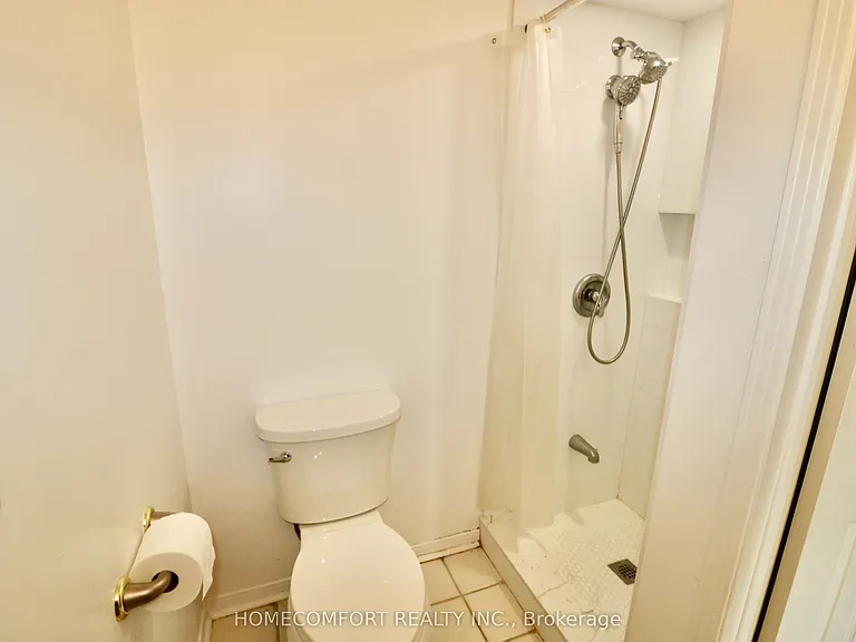 12 Banbury Ct — Photo 16