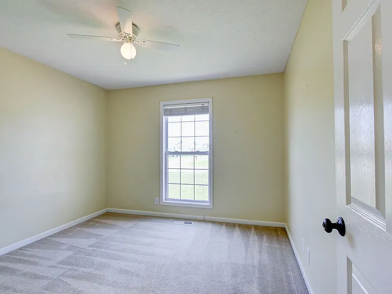 3729 Kendra Ct N — Photo 6