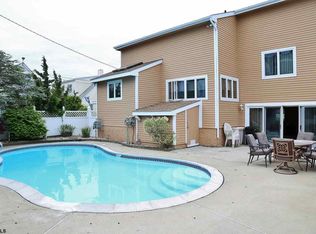 353 32nd St S, Brigantine, NJ 08203