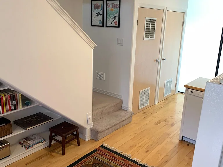 730 N Summit Blvd #205 — Photo 14