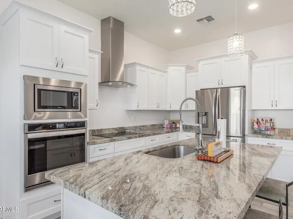 1526 E SHANNON Street, Gilbert, AZ 85295