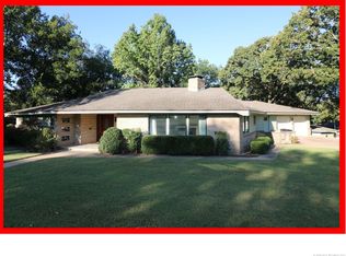 3433 Hawthorne Ct, Bartlesville, OK 74006