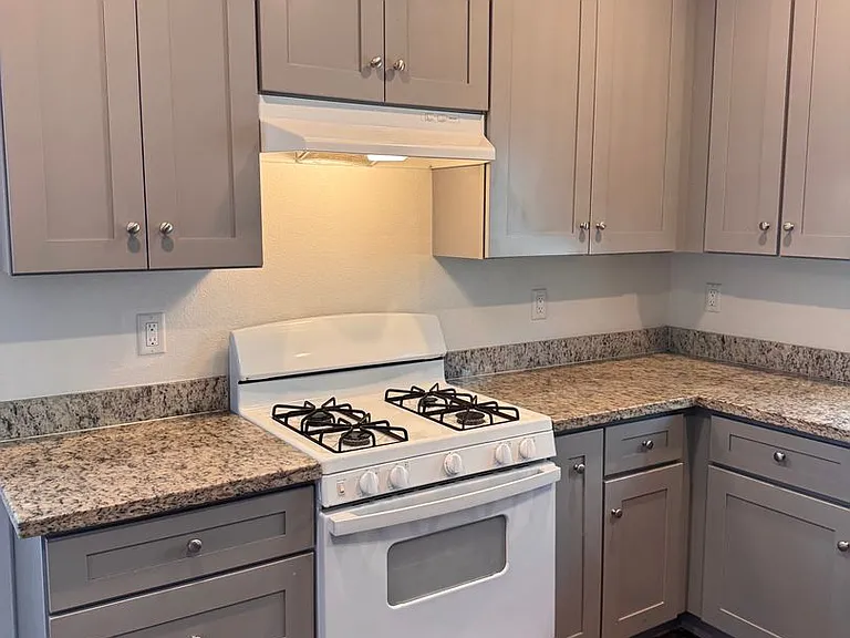 1328 S Santa Fe St — Photo 10