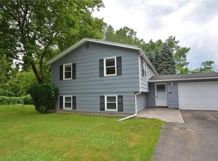 229 Elmcroft Rd, Rochester, NY 14609