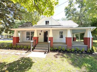 1020 N Vinita Ave, Tahlequah, OK 74464