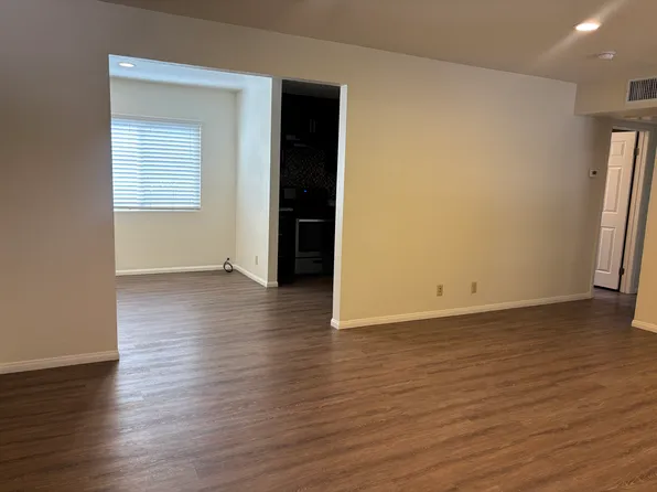 Rowland Park Apartments, 16033 E Rowland St #1c32df7fc, La Puente, CA 91744