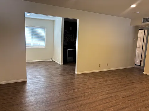 Rowland Park Apartments Photo 1