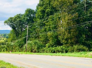 106 Phil Hardin Rd, Newton, NJ 07860