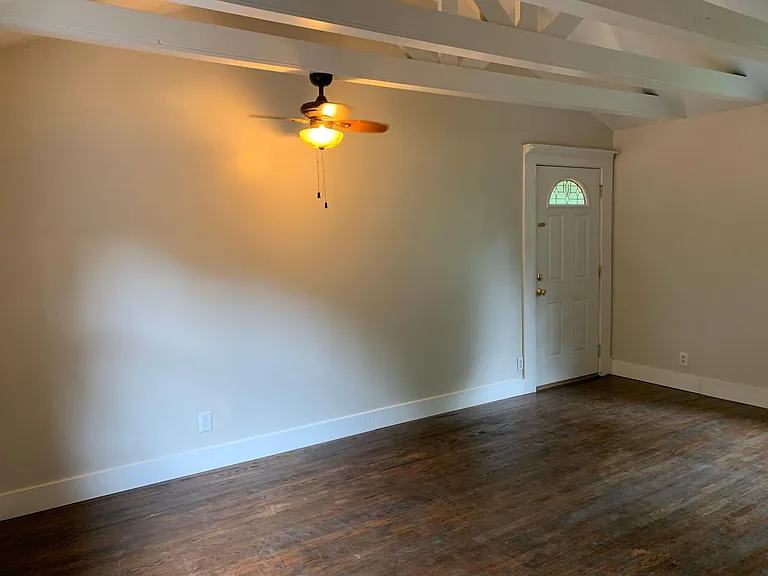 122 Mullins Hl #A — Photo 11