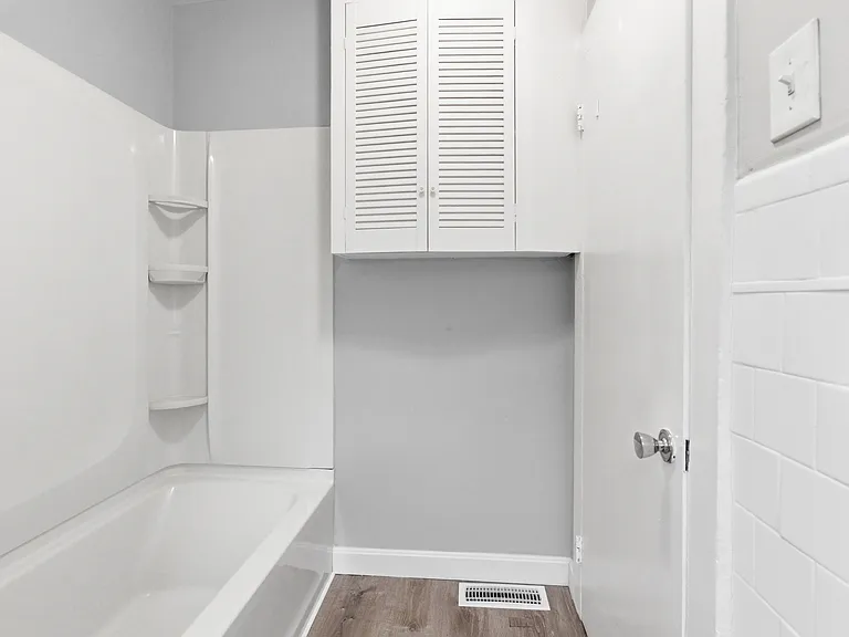 35 Oakland St #1 — Photo 6