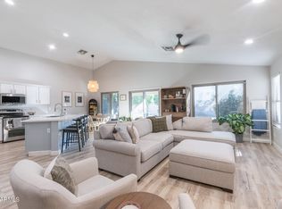 2881 E La Costa Dr, Chandler, AZ 85249